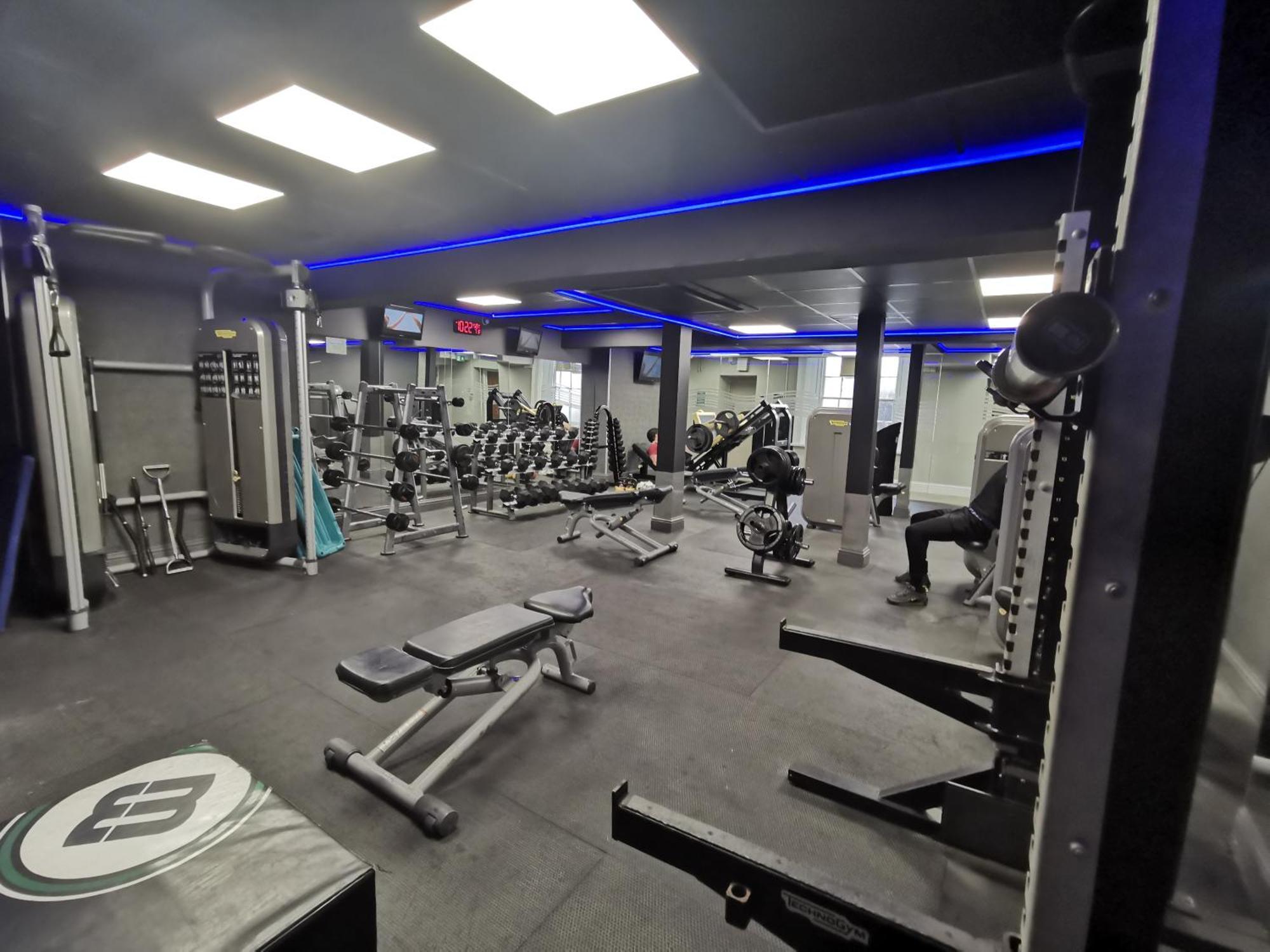 Hotel Western Premier Marina &